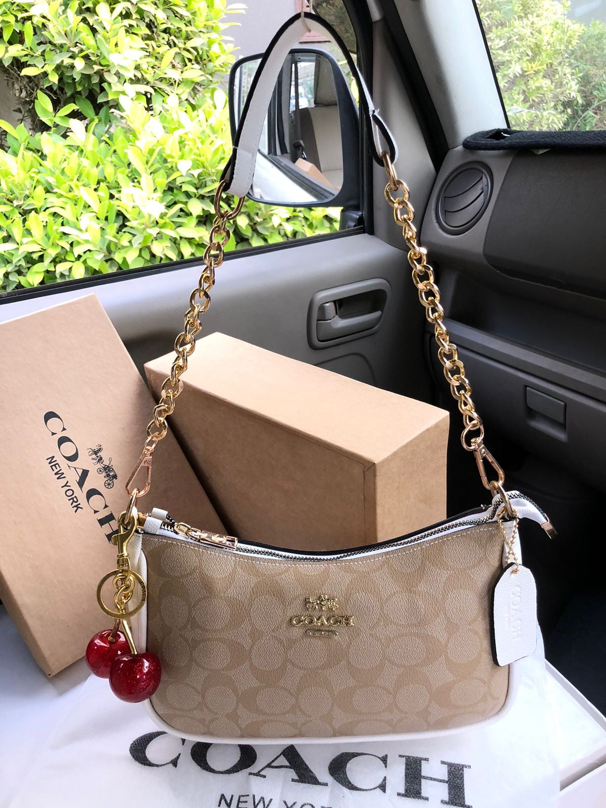 COACH Shoulder Bag