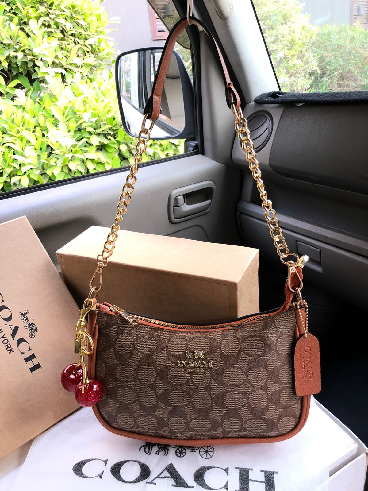 COACH Shoulder Bag
