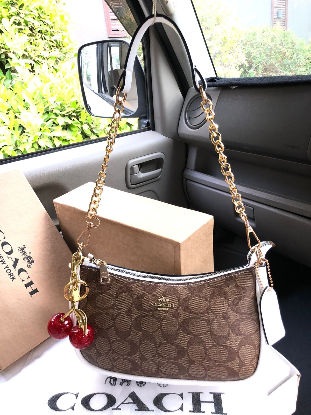 COACH Shoulder Bag